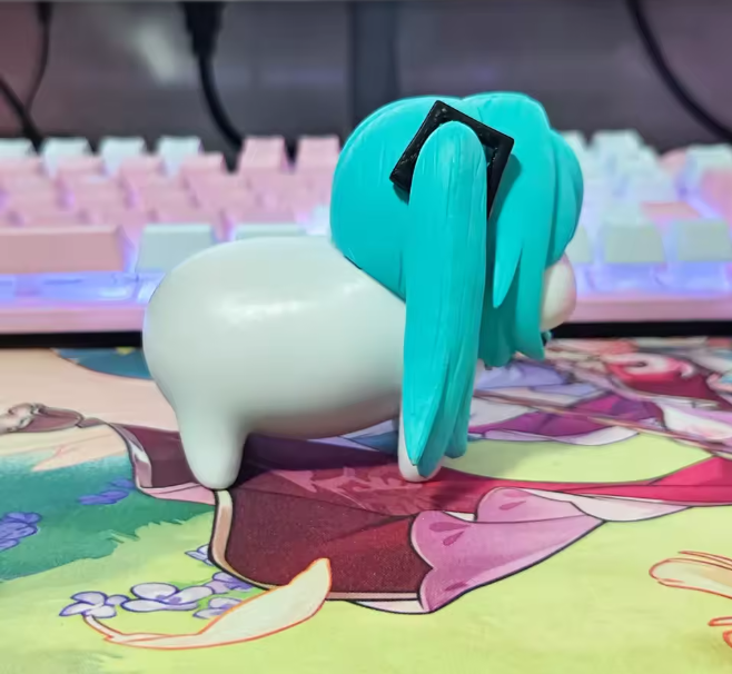 Hatsune Miku Figure Q Version Kawaii Desktop Decoration